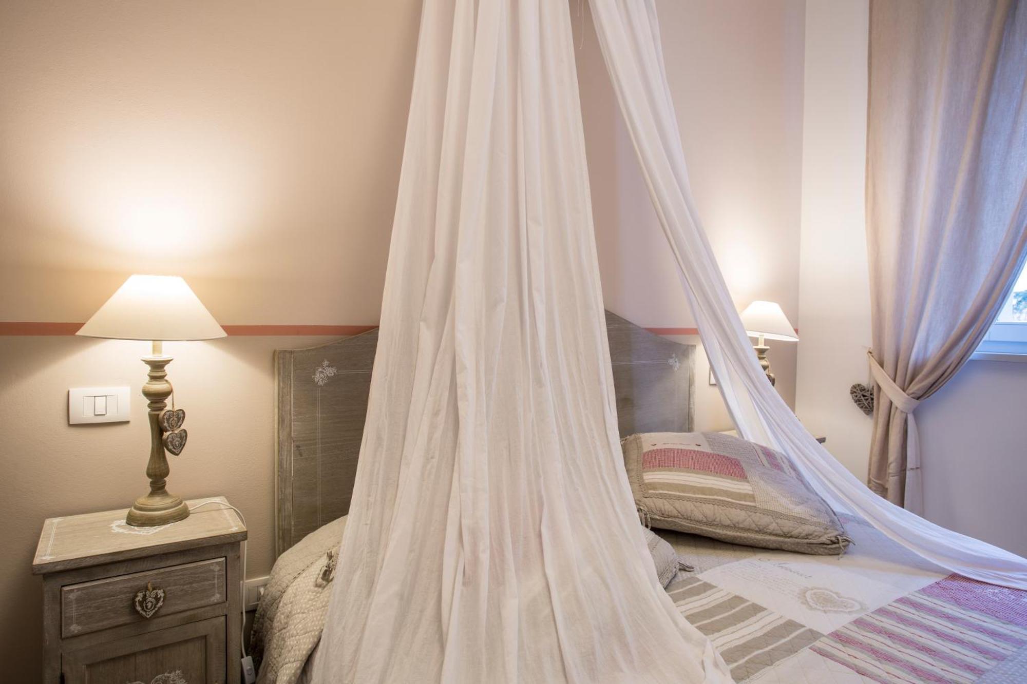 La Vecchia Tenenza B&B Читта-делла-П'єве Екстер'єр фото