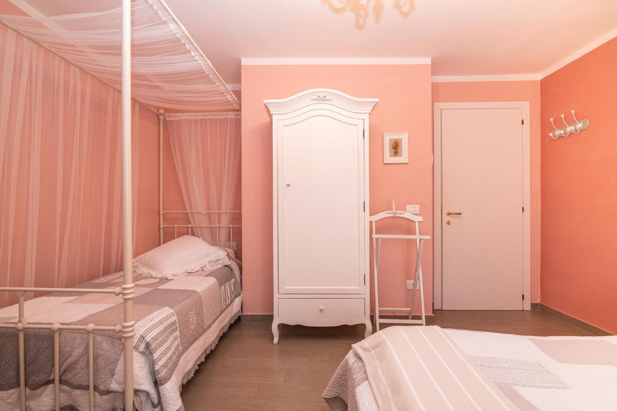 La Vecchia Tenenza B&B Читта-делла-П'єве Екстер'єр фото